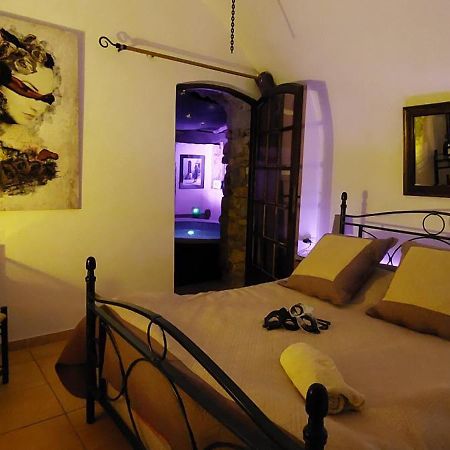 Chambre Love Romantique Avec Spa Privee Calvi  Extérieur photo